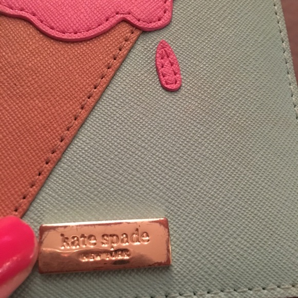 Kate spade rare price firm! 😎 - Picture 3 of 5